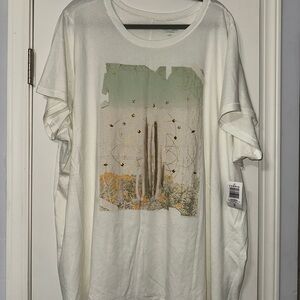 Torrid Graphic T-Shirt